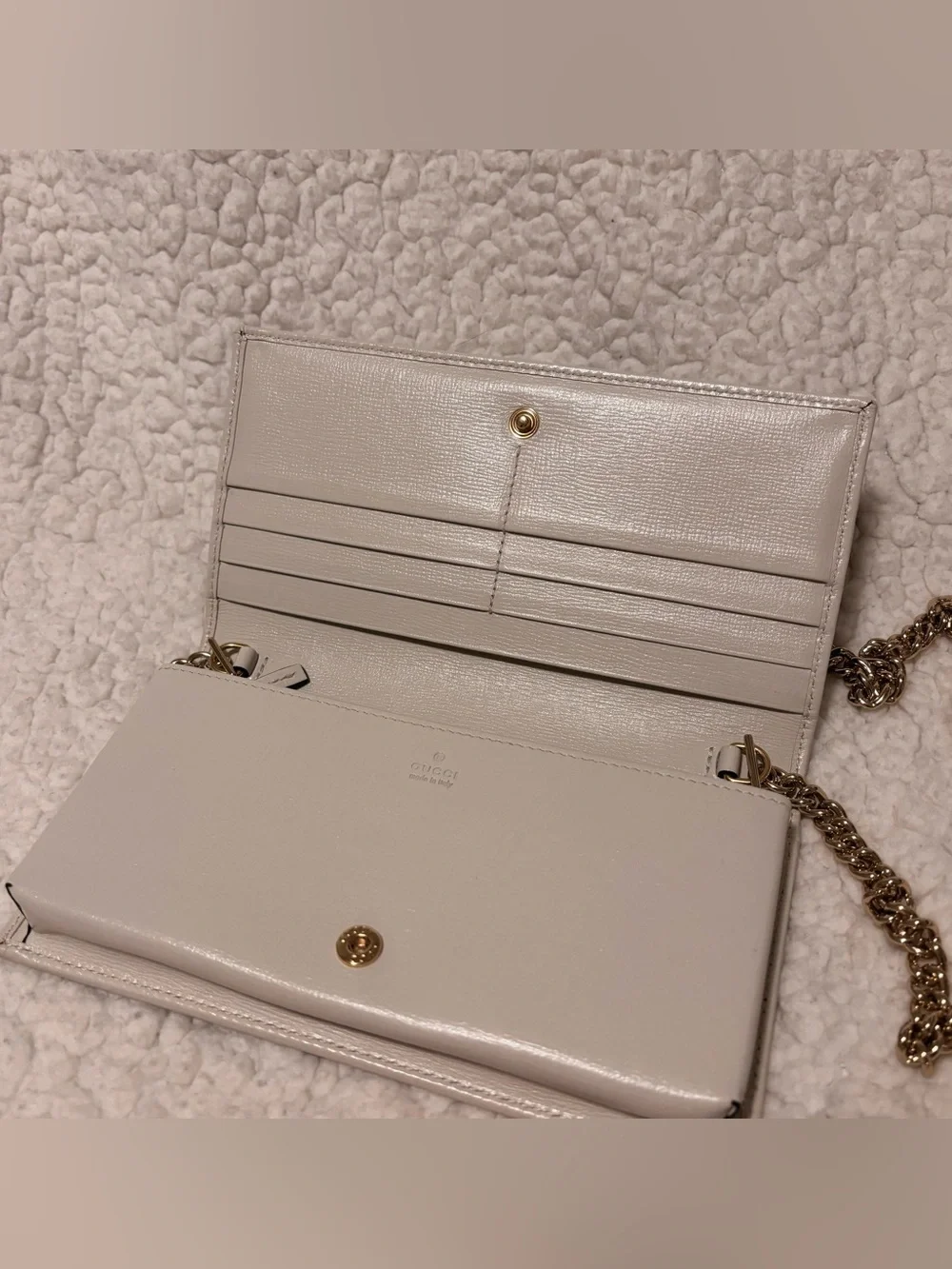 Gucci Beige GG Supreme Crossbody with White Leather Trim and Gold Chain